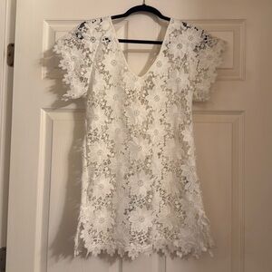 Beautiful like new linen like material white swim cover